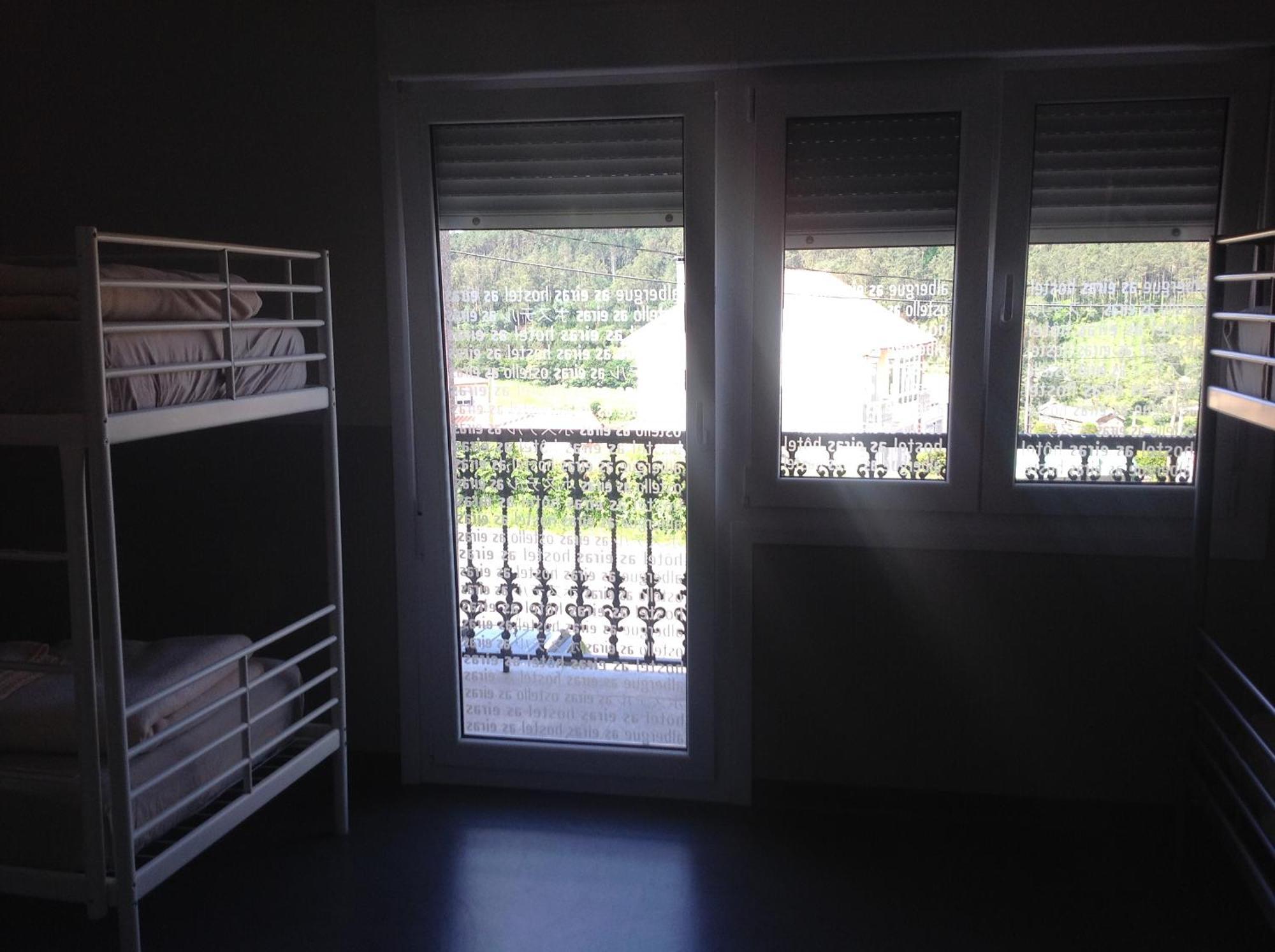 Albergue As Eiras Lires Стая снимка